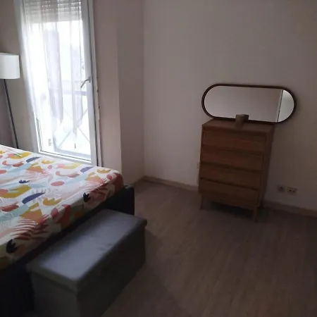 Cosy Proche Paris Apartman *
